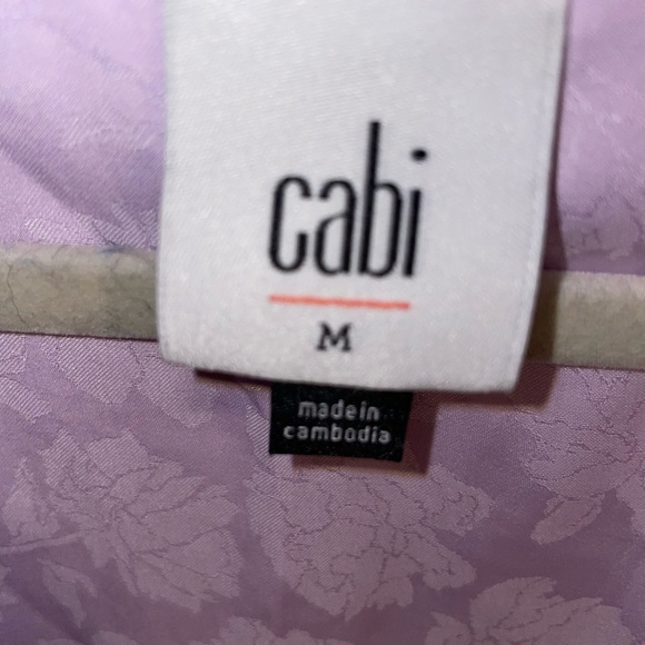 CAbi Lavender Lilac Rose Brocade Sleeveless Blouse with Enamel style buttons - Picture 9 of 14